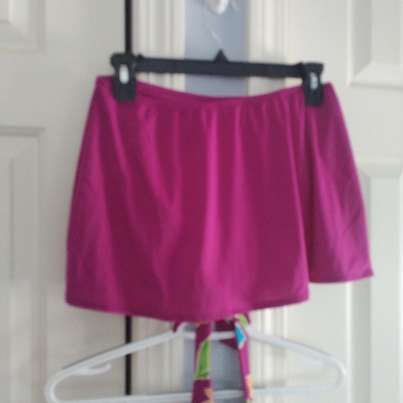 Chadwick's Floral Two Piece Tankini Skirted Bathing Suit 8 - Picture 5 of 12